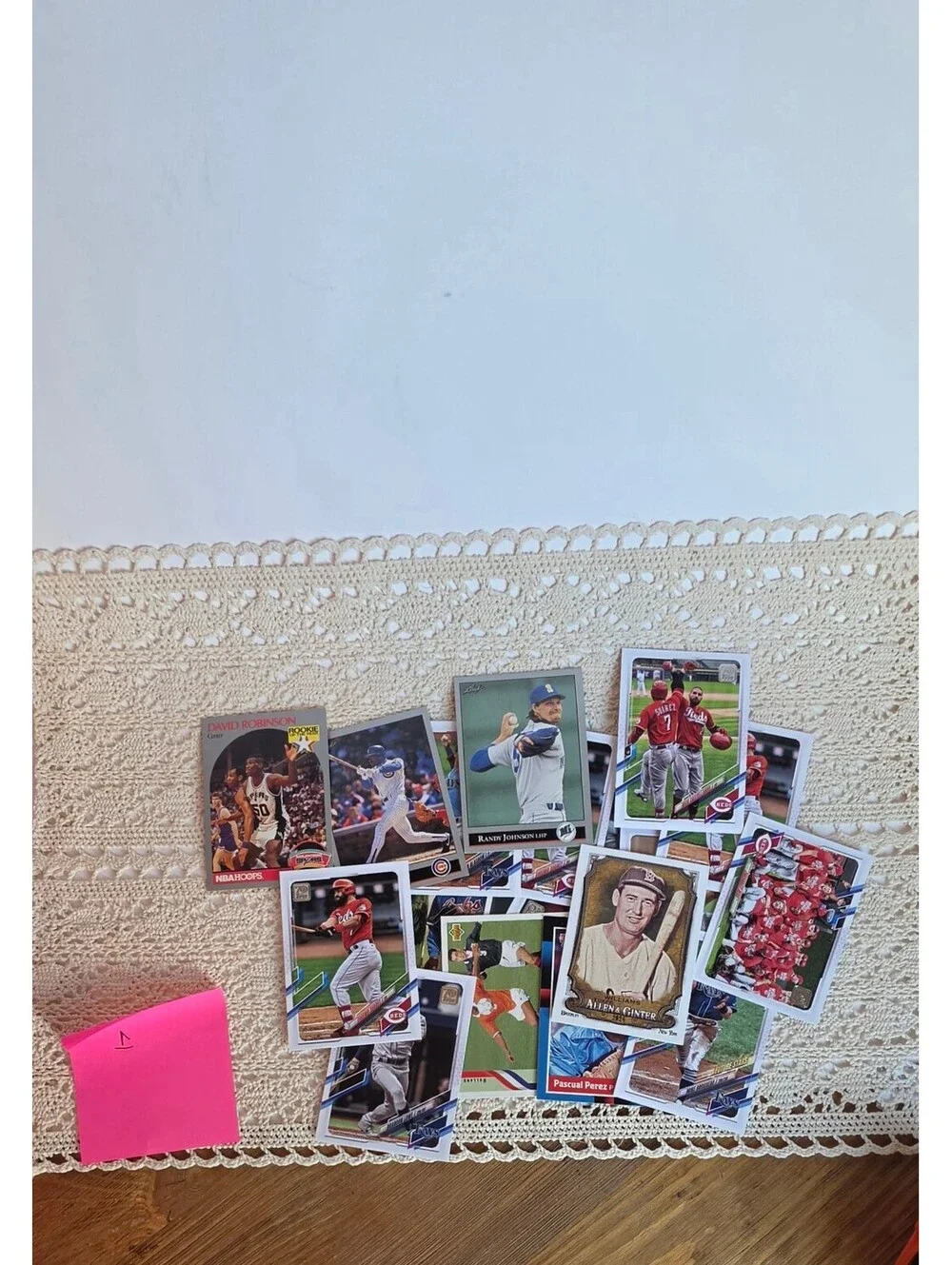 Mixed Sports Trading Card Lot Baseball Hockey Basketball Soccer Football